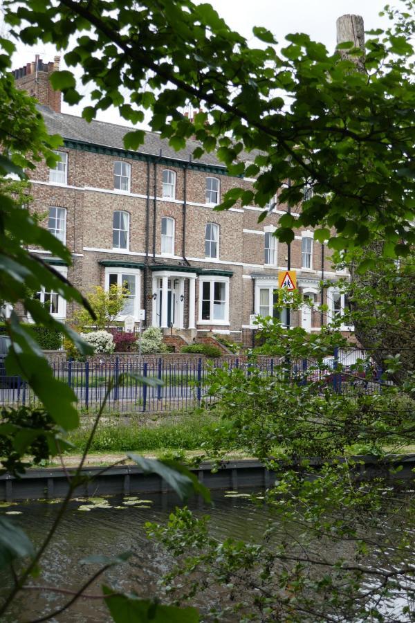 Bed and Breakfast Monkbridge House Йорк Экстерьер фото